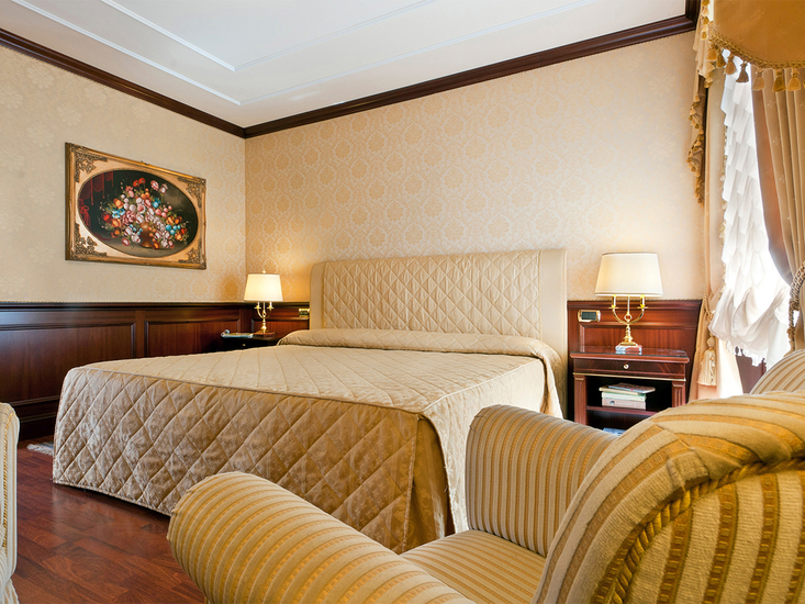 Hotel Splendid In Baveno Lago Maggiore Bei Alltours Buchen