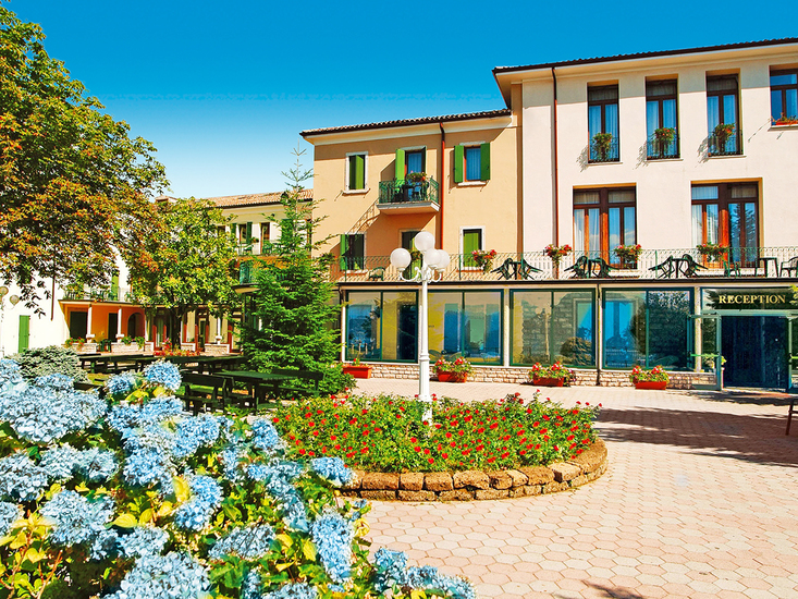 Park Hotel Jolanda In San Zeno Di Montagna Bei Alltours Buchen