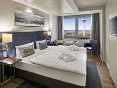 Park Inn Hotel by Radisson Berlin Alexanderplatz Bild 02