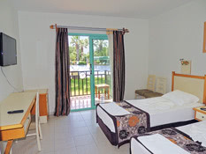 Hotel Rebin Beach Bild 02