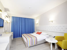 Tropical Beach Hotel Bild 04