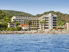 Hotel Golden Rock Beach Bild 01