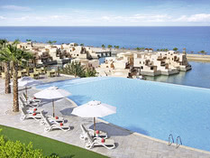 The Cove Rotana Resort Bild 01