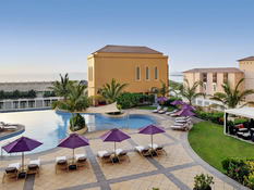 Mövenpick Jumeirah Beach Bild 01