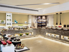 Hotel Jumeira Rotana Bild 02