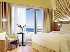Hotel Calheta Beach Bild 12