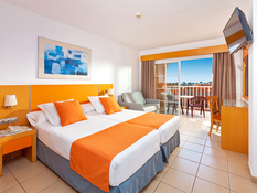 Hotel Chatur Costa Caleta Bild 04