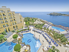 Hotel Corinthia St. George`s Bay Bild 01
