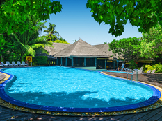 Adaaran Select Hudhuran Fushi Resort Bild 07