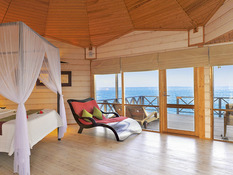Komandoo Island Resort & Spa Bild 03