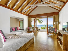 Kudafushi Resort & Spa Bild 09