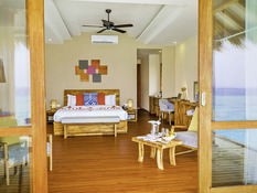 Kudafushi Resort & Spa Bild 06
