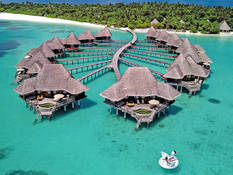 Coco Palm DhuniKolhu Resort Bild 01