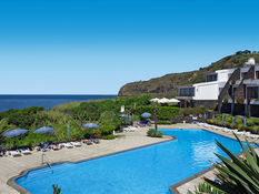 Caloura Hotel Resort Bild 01