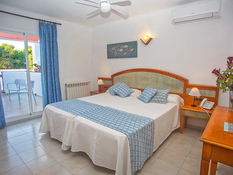 Hotel Martorell Bild 02