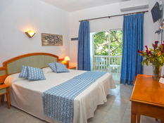 Hotel Martorell Bild 04