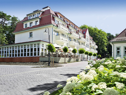 Hotel Max In Henkenhagen Ustronie Morskie Bei Alltours Buchen