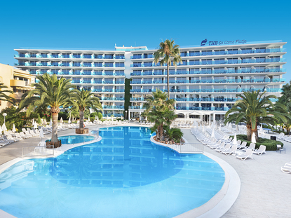 Hotel Thb Sa Coma Platja In Sa Coma Bei Alltours Buchen