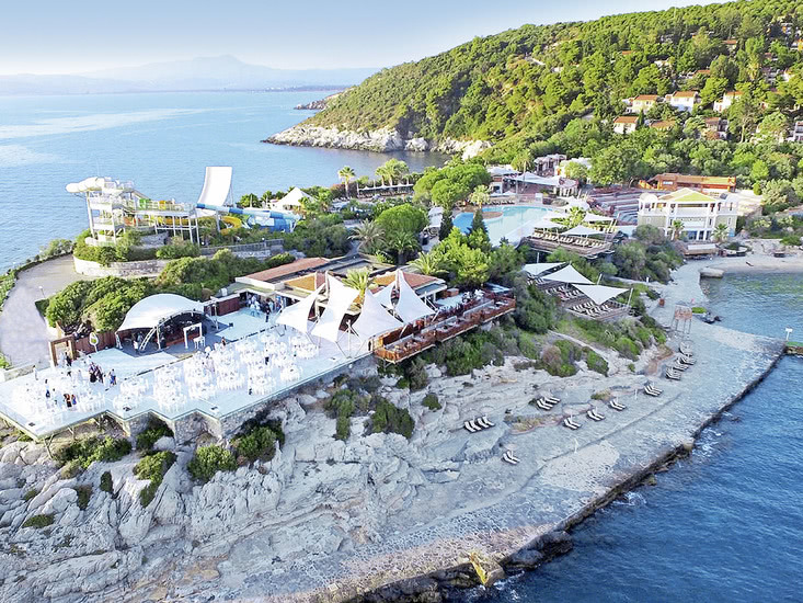 Hotel Pine Bay Holiday Resort in Kusadasi bei alltours buchen