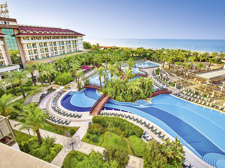 Hotel Sunis Kumköy Beach Resort in Side - Kumköy bei alltours buchen