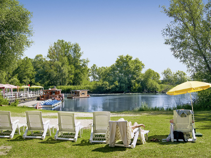 Seehotel Brandenburg an der Havel in Beetzsee bei alltours buchen