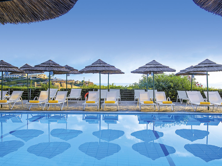 Blue Bay Resort Hotel in Agia Pelagia bei alltours buchen