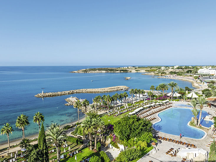 Coral Beach Hotel in Paphos bei alltours buchen
