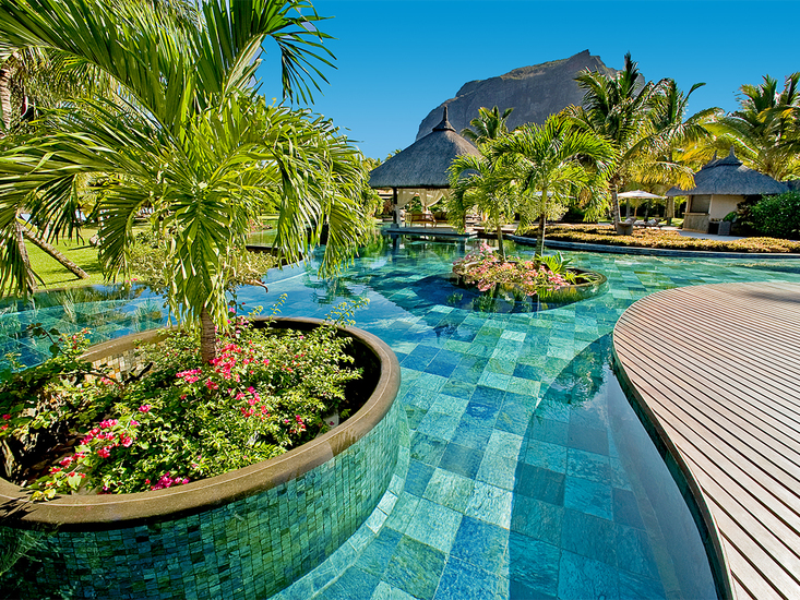 Hotel LUX* Le Morne in Le Morne / Südwestküste bei alltours buchen