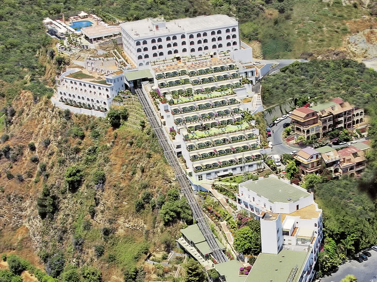 Hotel Olimpo Le Terrazze Antares In Letojanni