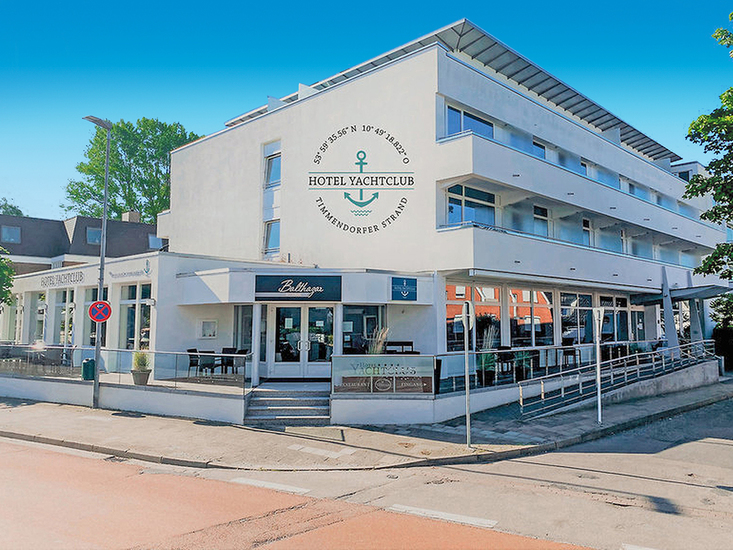 hotel yachtclub timmendorfer strand ostsee schleswig holstein