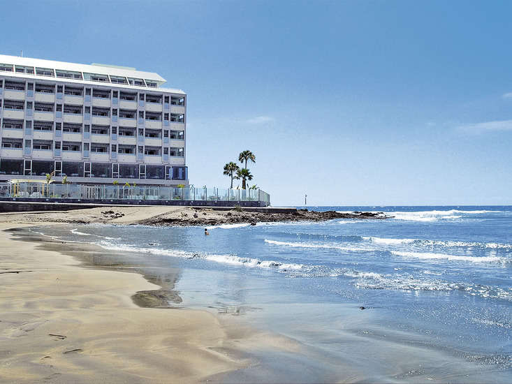 Hotel Arenas del Mar in El