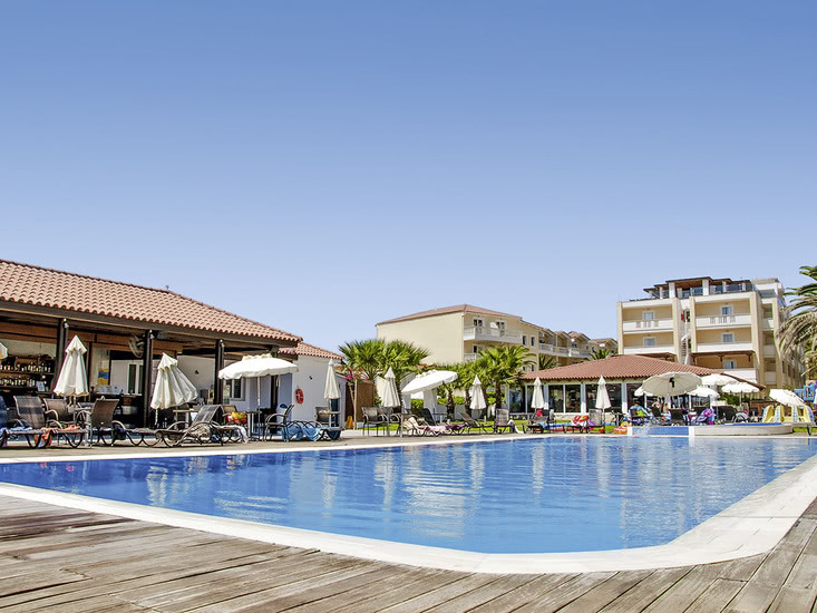 Hotel Galaxy Beach Resort in Laganas bei alltours buchen